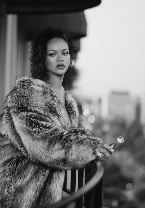 Rihanna for J’Adore perfume campaign, September 2025 4