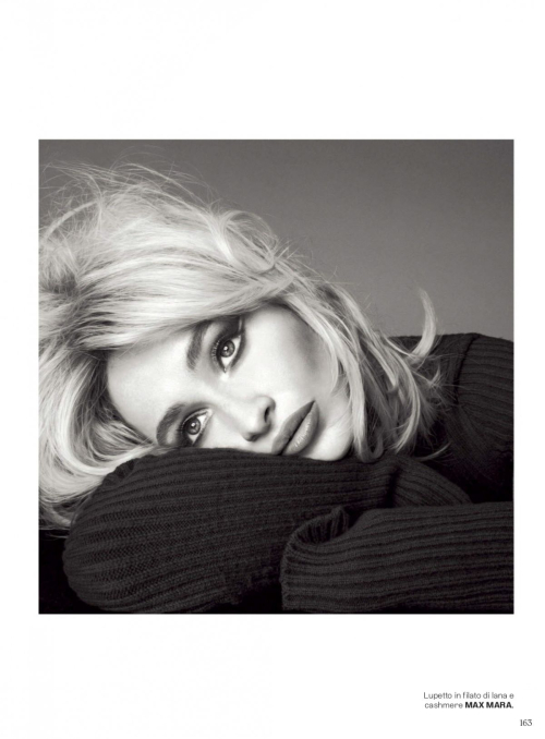 Sabrina Carpenter in Vogue Italy, October 2025 6