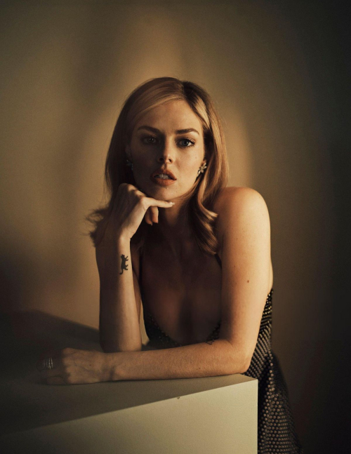 Samara Weaving portraits at TIFF Toronto, September 2025 13