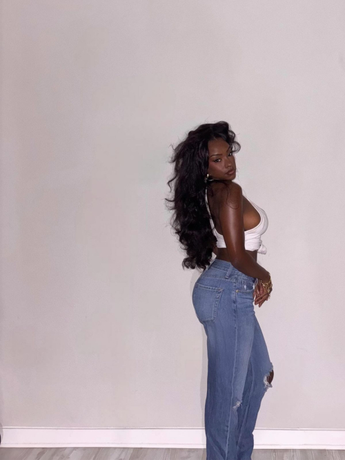 Savannah Perkins instagram photos, September 2025 11