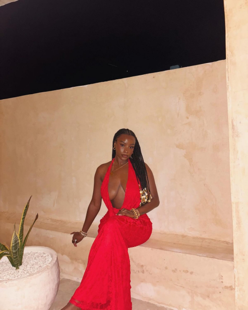Savannah Perkins instagram photos, September 2025 18