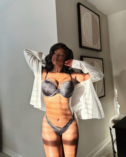 Savannah Perkins instagram photos, September 2025 26