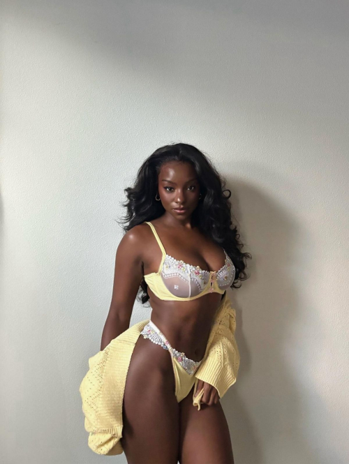 Savannah Perkins instagram photos, September 2025 6