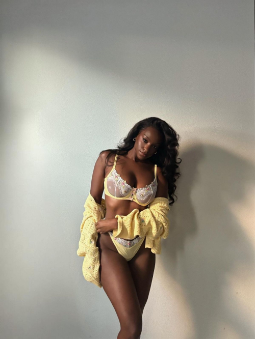 Savannah Perkins instagram photos, September 2025 7