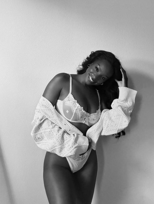 Savannah Perkins instagram photos, September 2025 8
