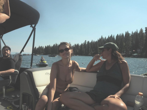 Selena Gomez shares chic Instagram photos, September 2025 4
