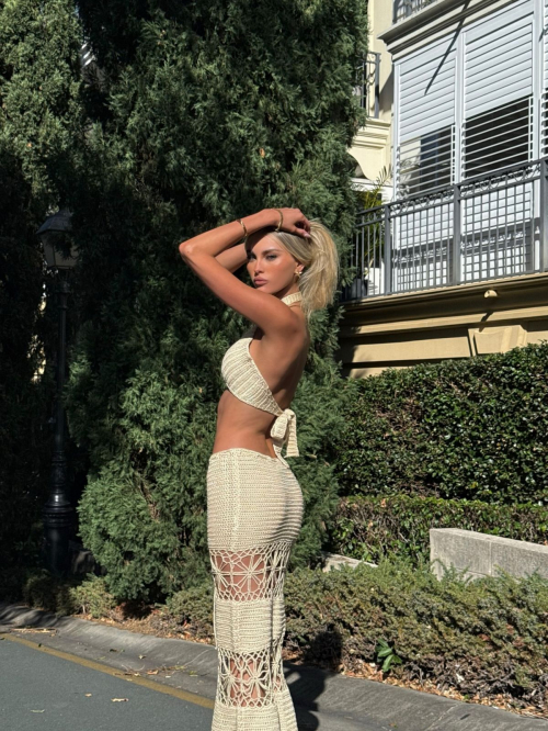 Summer Rose Hart shines in Instagram photos, September 2025