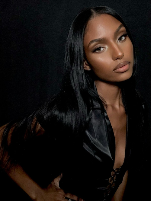 Sydney J Harper – Instagram Photos, September 2025 1