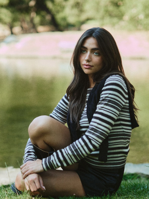 Taylor Nunez at a photoshoot, August 2025 18