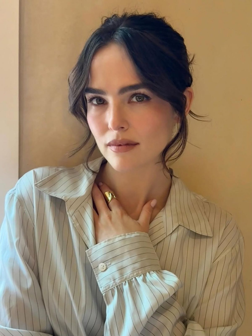 Zoey Deutch keeps it stylish in Instagram photos, September 2025 8
