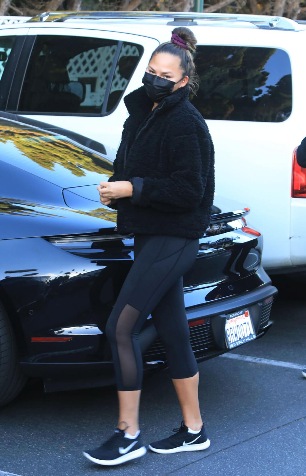 Chrissy Teigen Shopping at Bristol Farms in Beverly Hills 12/05/2020